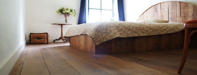 Goedkope houten vloeren van de Vloerderij in de showroom Den Bosch